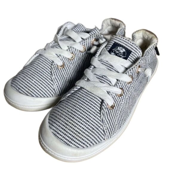 Roxy Surf Blue & White Striped Low Top Nautical Sneakers (Size: 7.5) - Picture 1 of 14